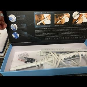 Bio Ionic Stylewinder .75 curling iron